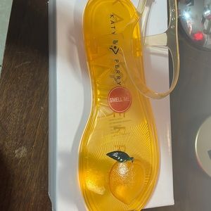 Katy perry peach sandals